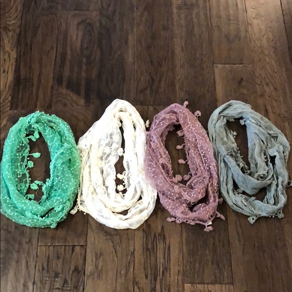 Infinity Lace Scarf - Picture 1 of 8